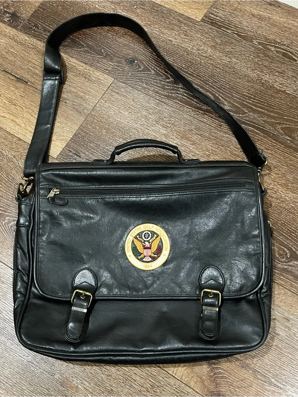 Vintage USGA 1894 Black Leather Men's Messenger travel Bag with Emblem